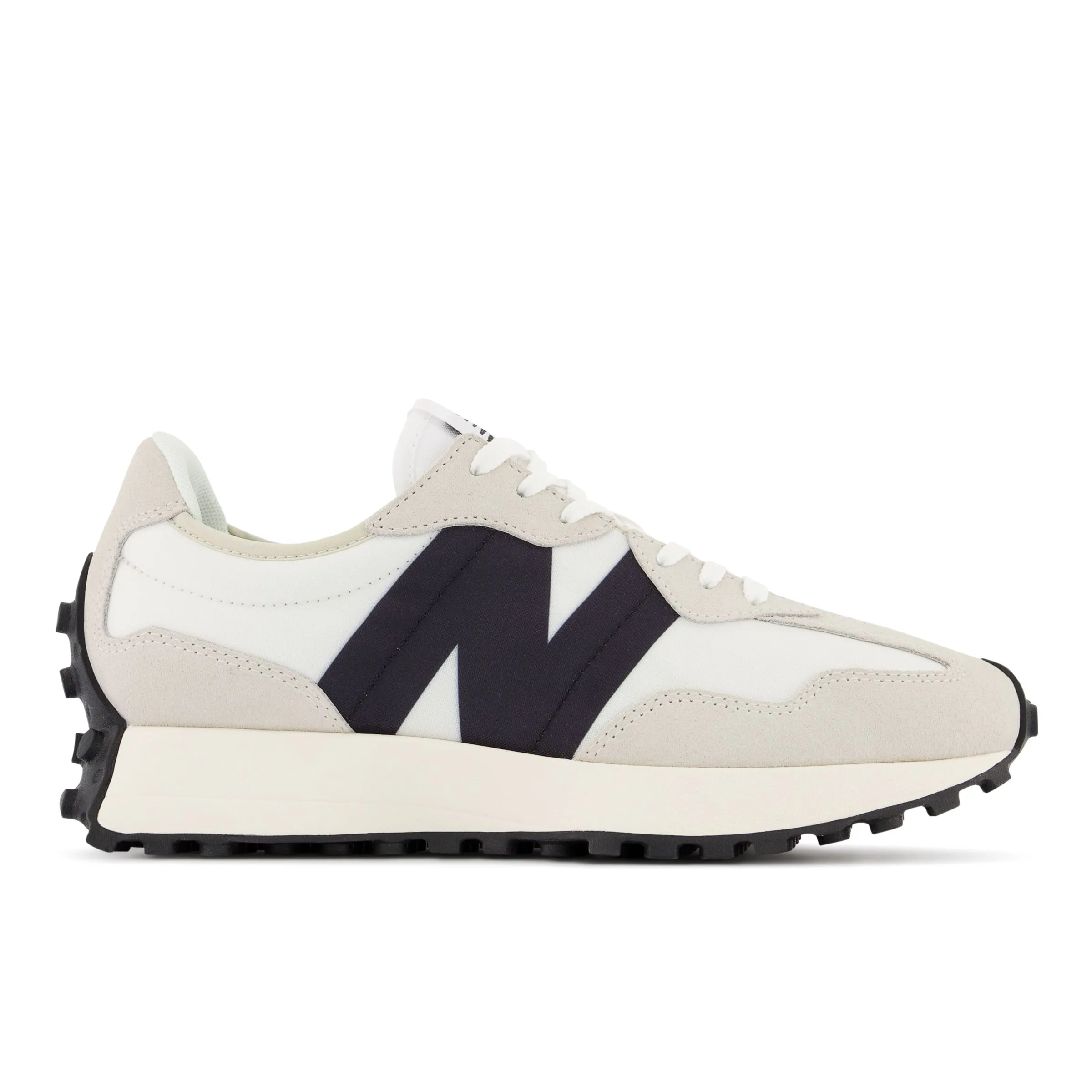 327 - Sea Salt with White and Black