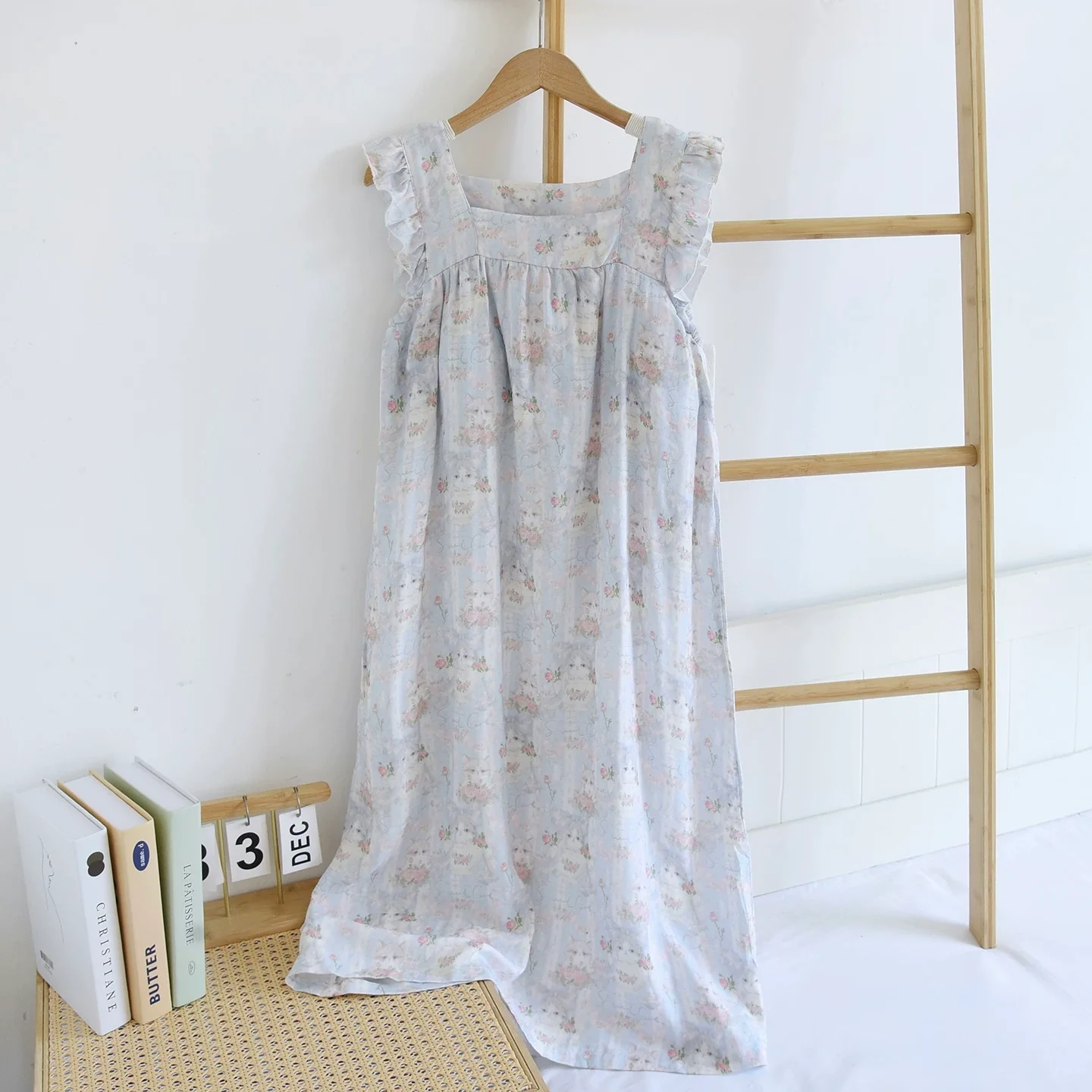 Cottage Garden Ruffle Padded Night Dress
