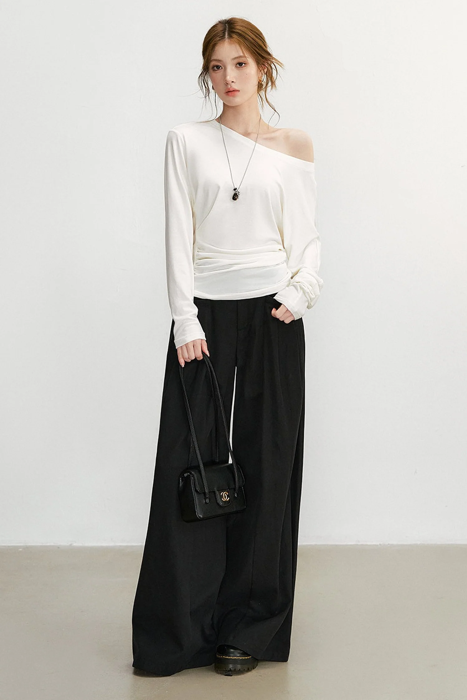 Simple and Elegant Off-Shoulder Top and Pants Set-Up
