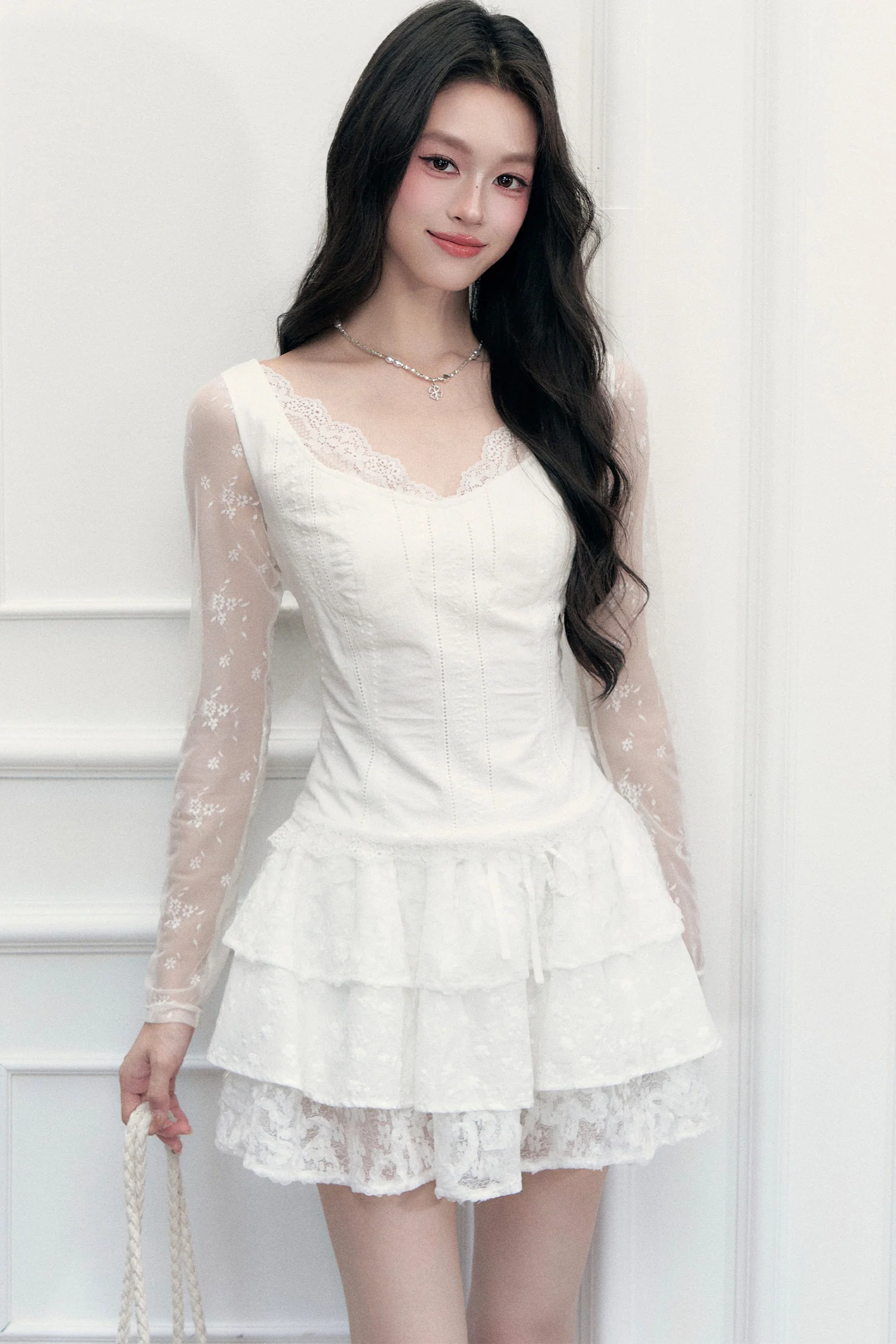 V-Neck Waist-Cinching T-Shirt and Skirt Set-Up
