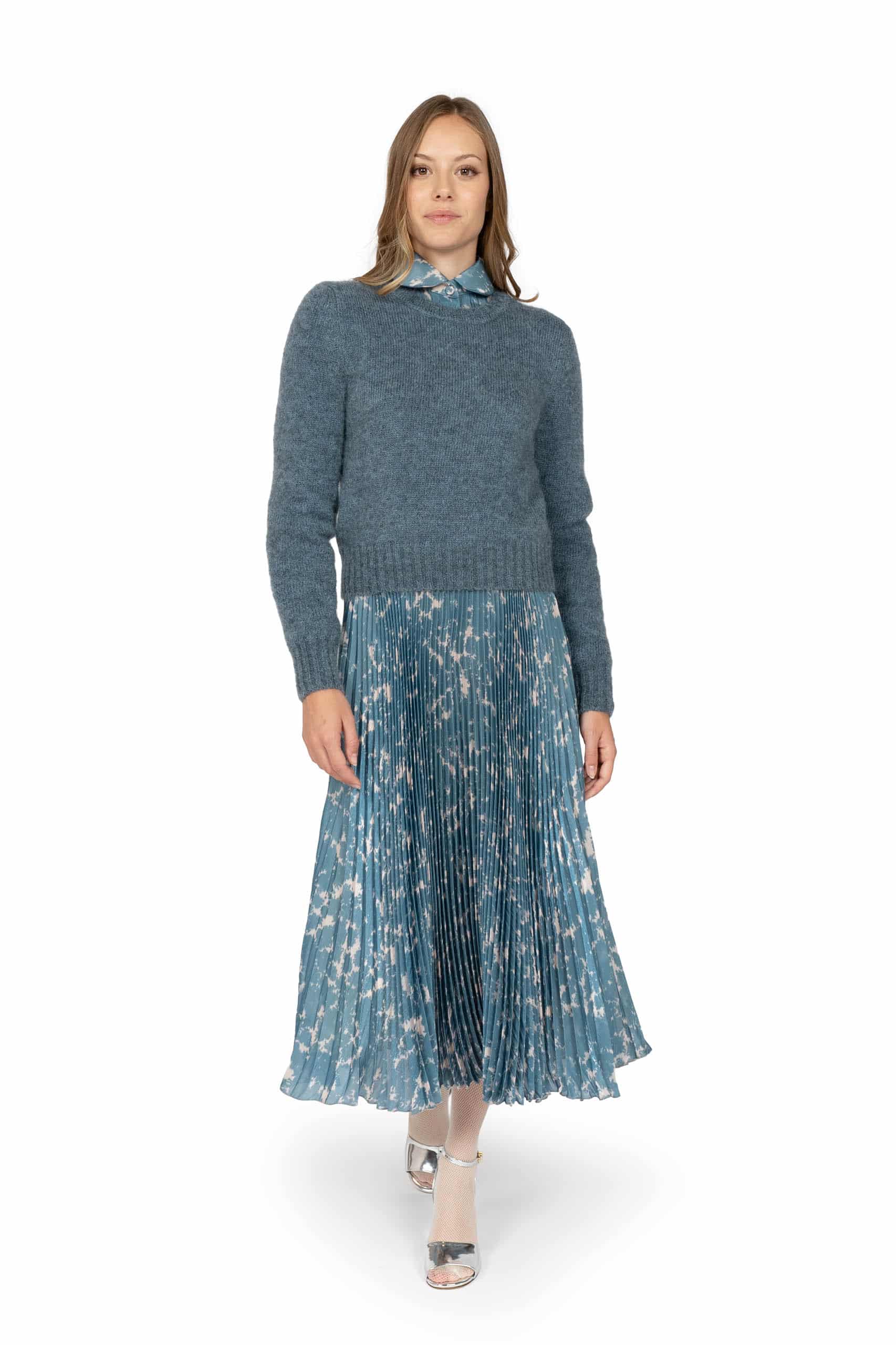 Round Neck Sweater