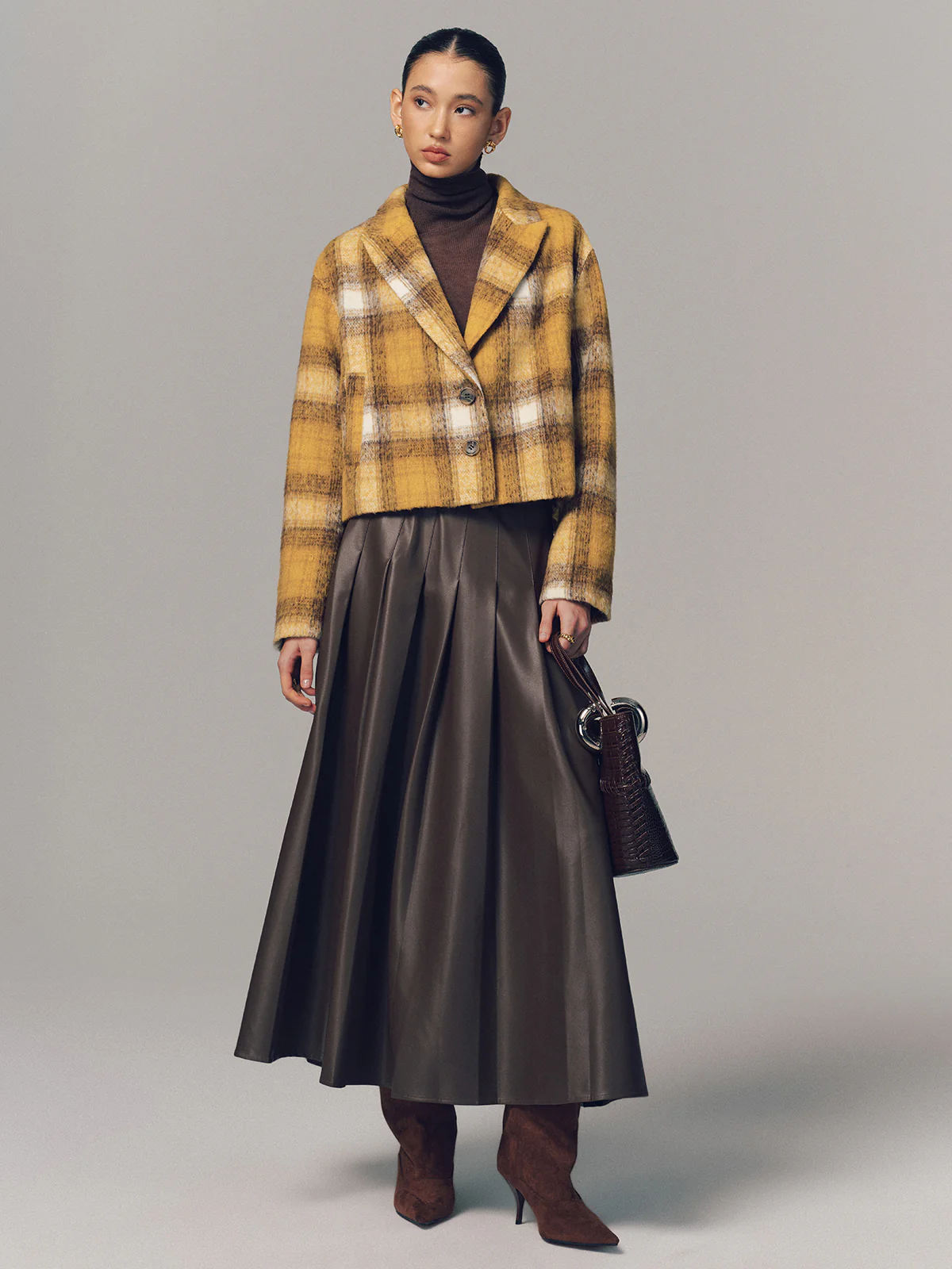 Cropped Plaid Felt Blazer