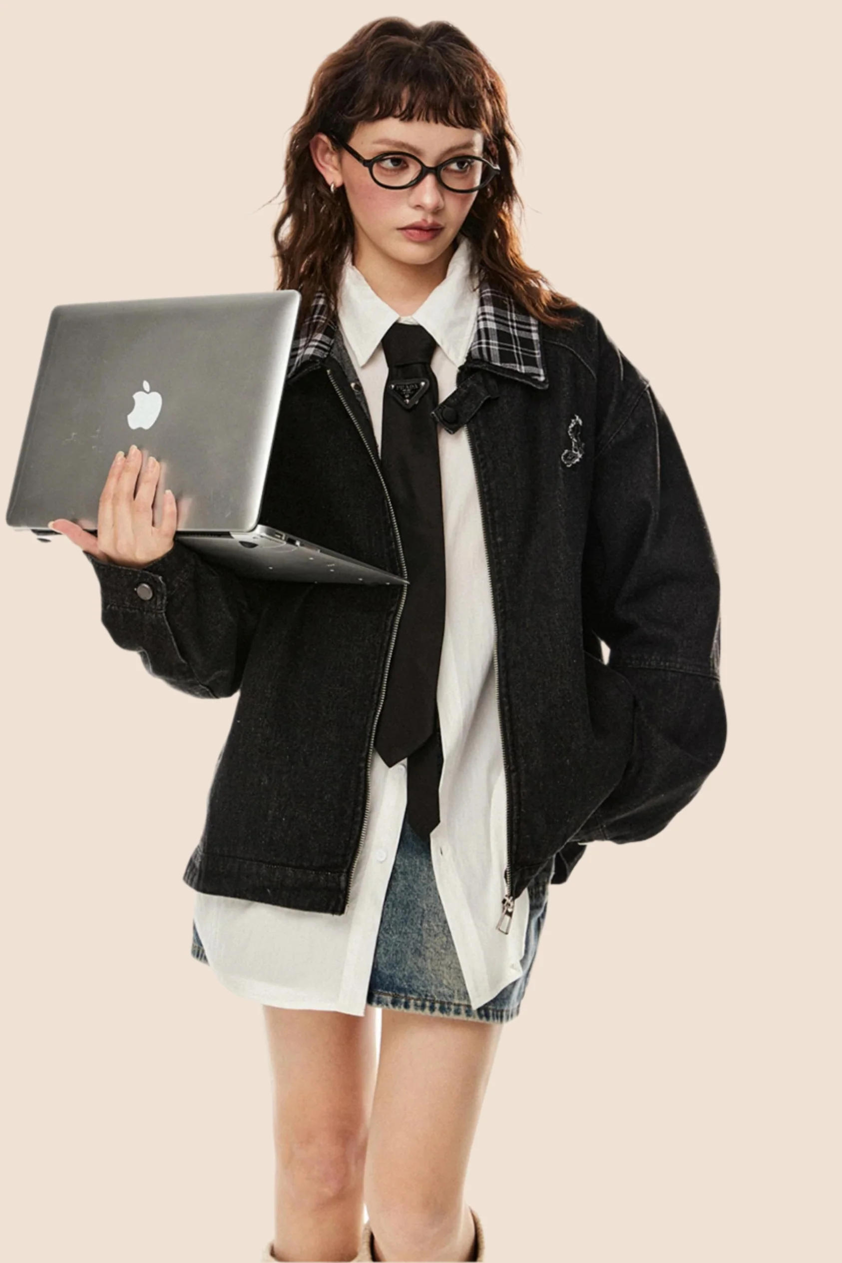 Retro Embroidered Loose Fit Denim Jacket